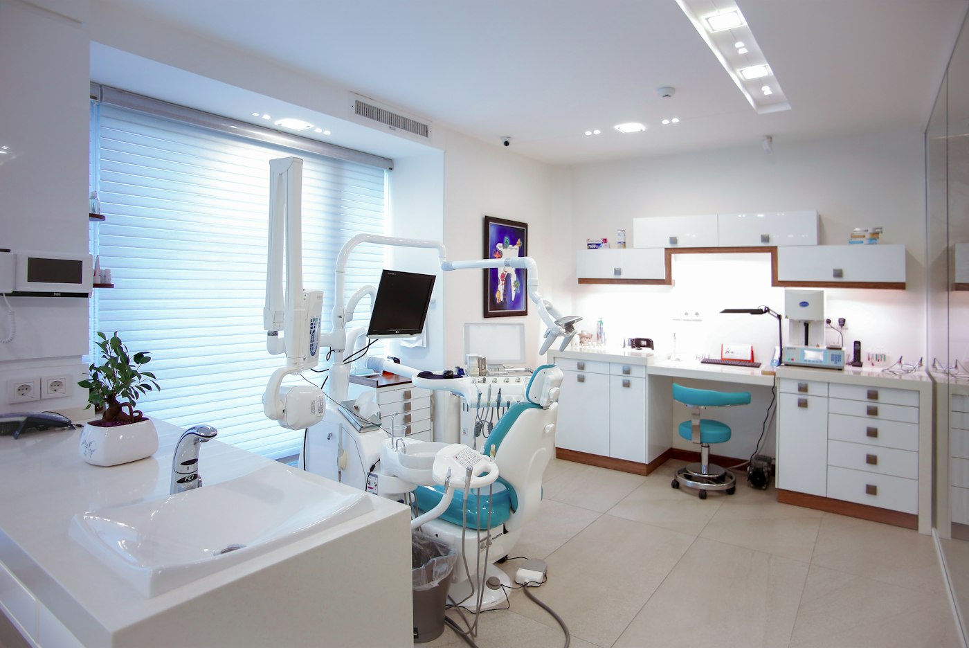 Modern dental operatory